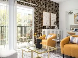 Brand New Condo with Balcony Washer Dryer 542Blvd