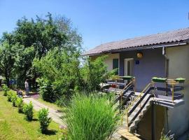 Apartments with parking space Sandrovac, Bjelovarska - 24354, hotel in Šandrovac