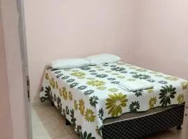Casa Aconchegante de 2 quartos e 2 cama de casal e 1 de solteiro