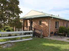 Bryn Glas Farm Stay, farm stay in Moruya