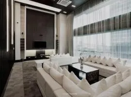 The Condo C - Luxury Condo with Onsen