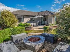 Bennett's Bach - Waipu Holiday Home