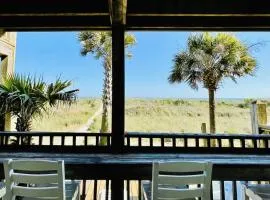 OCEANFRONT HOUSE ON THE SAND 2 Kings 4br 4ba 1st Floor of Triplex SLEEP 12 PGP1