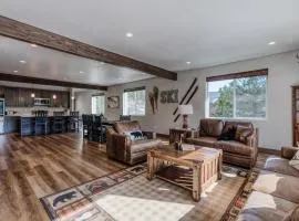 The Trailblazer - Luxe Ski-In Ski-Out on Whitefish Mountain
