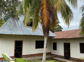 casa shriver, hotel v destinaci Pucallpa