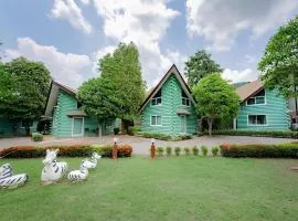 Rockwood house Resort and Thai massage ร็อควู้ด เฮาส์ รีสอร์ท แอนด์ ทรงวาดนวดแผนไทยเพื่อสุขภาพ และสปา