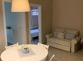 Piano terra con giardino, vicino al mare