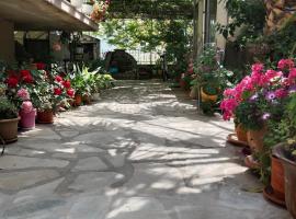 Patra Rooms Skala Prinou, kh&aacute;ch sạn th&acirc;n thiện với th&uacute; nu&ocirc;i ở Prinos