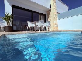 Villa Alixana Costa Calida, hotel in San Javier