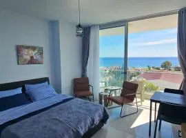 Muhteşem Deniz Manzaralı Stüdyo