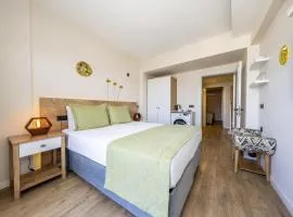 Ece Marina Suites