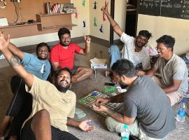 Ulala Hostels - Feels like HOME, hotel in Tiruvannāmalai