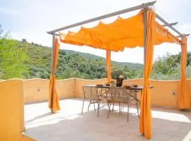 5min Spiaggia Budoni - APT con Ampia Veranda Relax