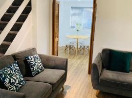 Spacious 3 Bedroom Home with Garden in Farnham