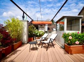 Central Chalet Rooftop Maisonette in Old Town, chal&eacute; alpino em Z&uuml;rich