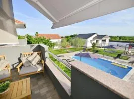 Apartment Amelie - with pool and sauna!