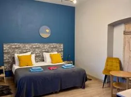 Zeit Apartment
