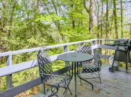 1 Mi to Pisgah Natl Forest Wooded Haven with Deck