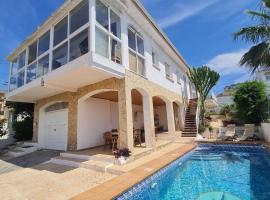 Villa Elisa, hotel em Cunit