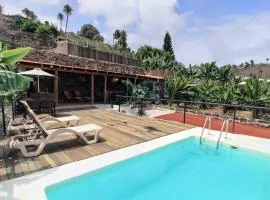 Casita entre plataneras, a 10 minutos Playa