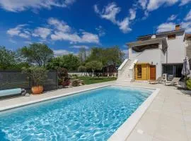 Holiday Home Villa Lora by Interhome