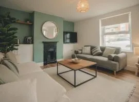 Charming 3 Bedroom Home with Garden in Banbury