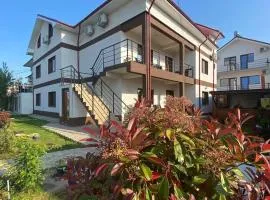 Casa Costinesti by Genco