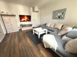 PrimeLoft Igel - Balkon - zentrale Lage - große Küche - stilvoll & modern - bis 6 Pers - mit Parkplatz