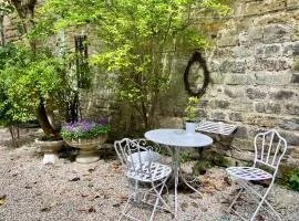 Dépendance calme avec jardin au coeur de Bordeaux