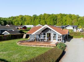 Holiday Home Hvedemarken, hotel in Hejls