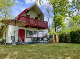 Natur pur mit Seeblick & Sauna - Ferienhaus Helly von Mein-Seepark, Hotel in Kirchheim