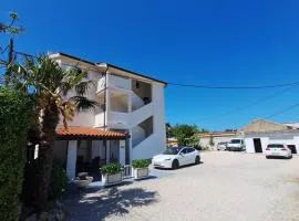 APARTMANI LANA