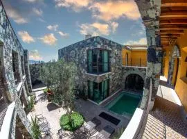 Tierra Adentro Hotel, Fashion Grill & Spa