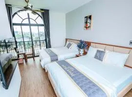 Khách sạn Happy quảng trường biển