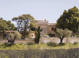 Domaine des Grillons, ξενοδοχείο σε Réauville