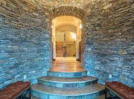 Two Trails by Exceptional Stays