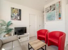 Holiday Home New Dahlia 17 by Interhome