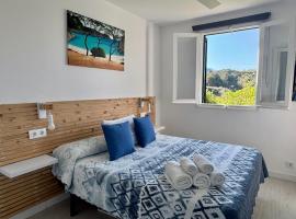 Apartamento Sol Isla Arenal de'n Castell, hotel na praia em Arenal d'en Castell