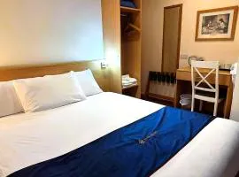 Royal Square Hotel - NEC & Birmingham Airport