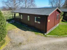 Chalet Capercaillie Lodge by Interhome