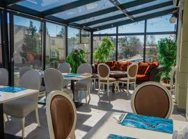 Moris Boutique Beach Hotel, отель в Гданьске