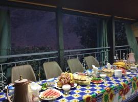 Hostel Darvoz, hotel v destinaci Drobak