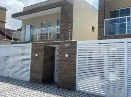 Casa de Condomínio 350 mts da Praia