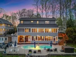 Sleeps 22 Lakefront w Private Dock Pool 2 Houses Lake Living by AvantStay
