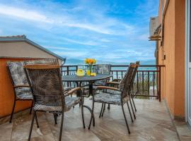 Apartment by Interhome, ξενοδοχείο σε Senj