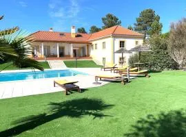 Holiday Home Casa Cegonha by Interhome