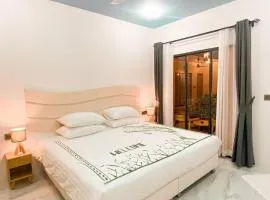 Infinity Beach Dhigurah
