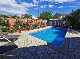 Villa with pool near sea and garrigue, hotel a Cournonterral
