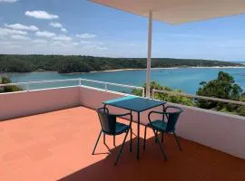 Casa no Rio - River House