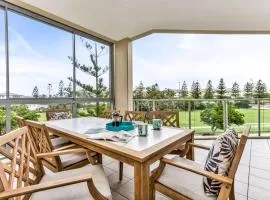 Tropical Park View Retreat 3BR Bali Resort in Kingscliff 1210